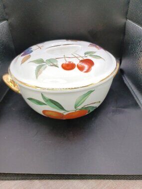 Royal Worcester Evesham Gold Covered Casserole Vegetable Dish sz 5